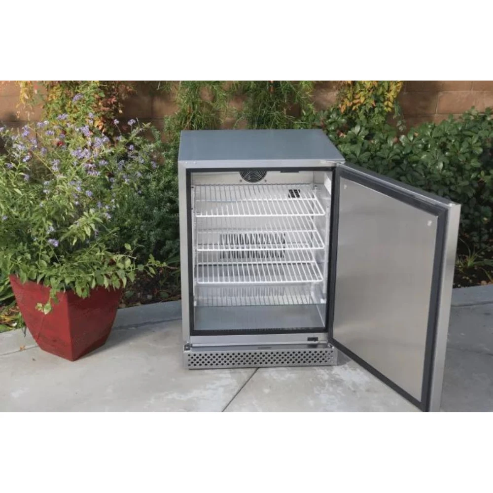 Bull Grills Stainless Steel Series II Premium Outdoor Fridge (13700) 4 Bull Grills Stainless Steel Series II Premium Outdoor Fridge (13700) - Image 2