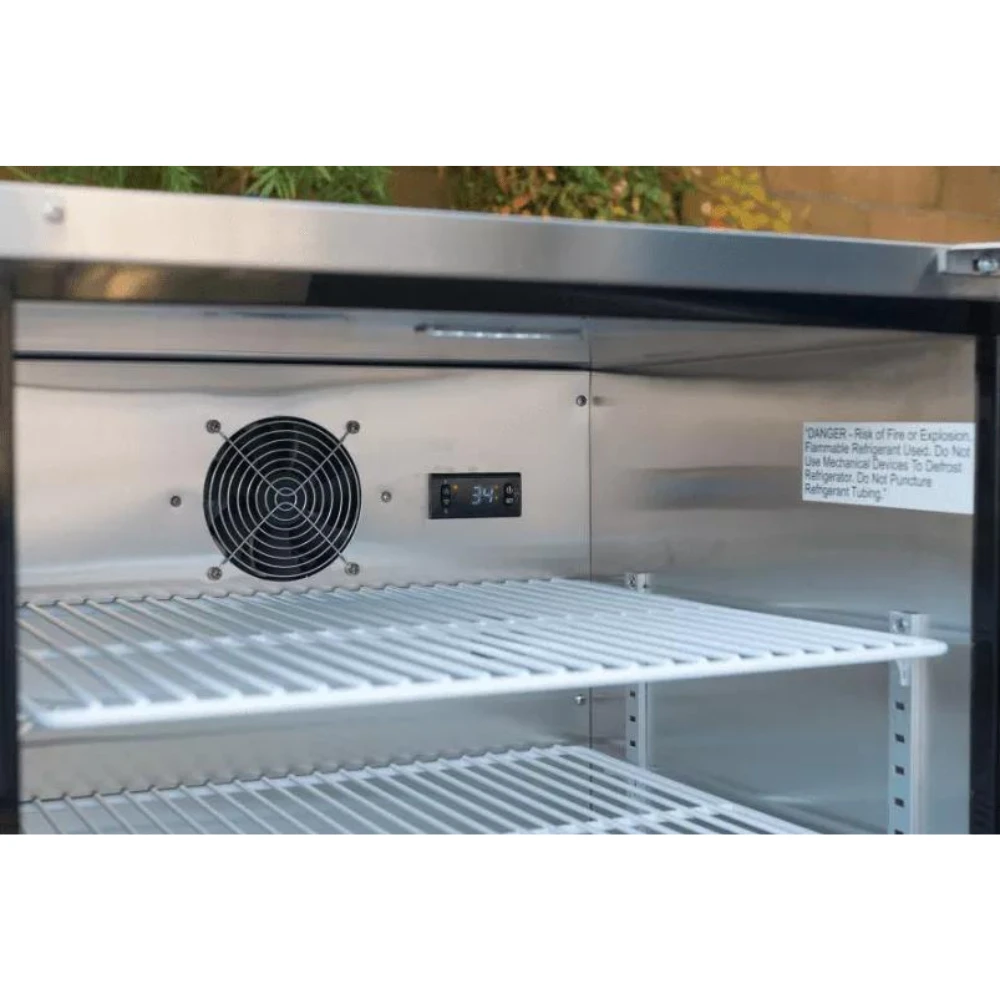 Bull Grills Stainless Steel Series II Premium Outdoor Fridge (13700) 7 Bull Grills Stainless Steel Series II Premium Outdoor Fridge (13700) - Image 5