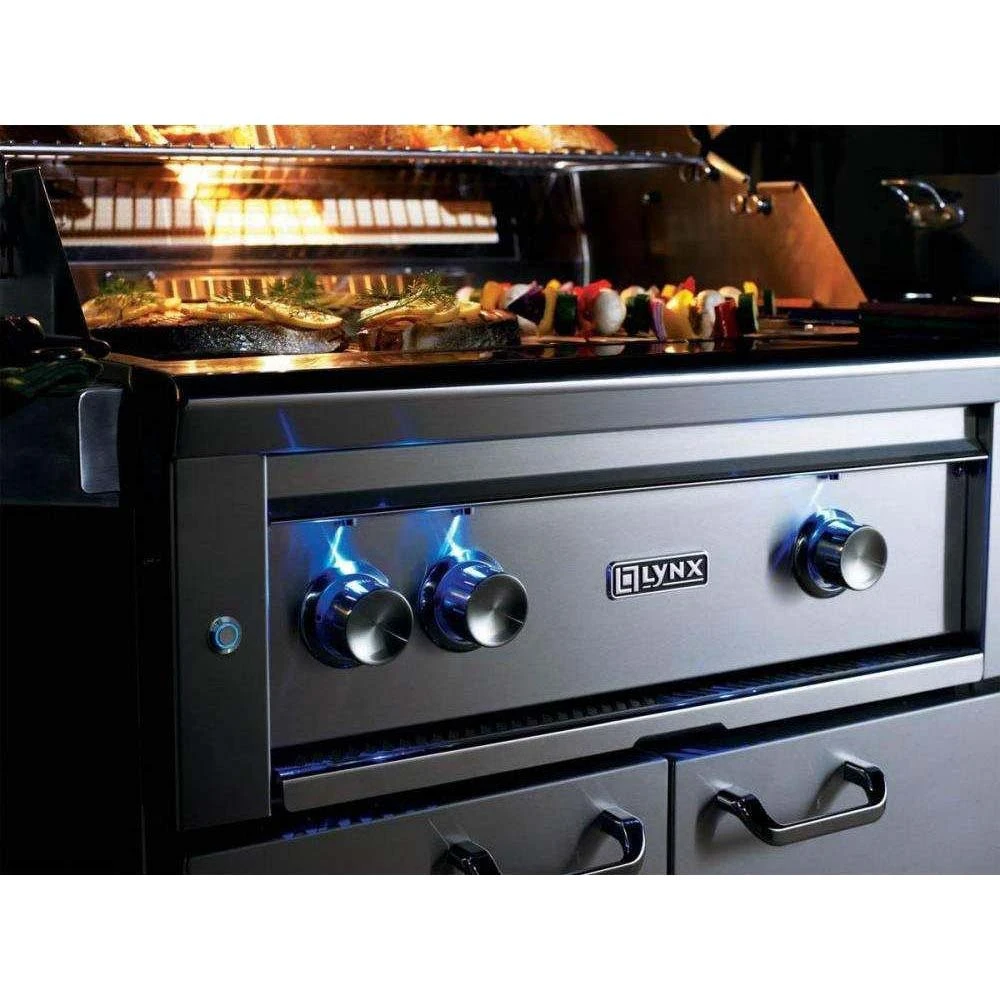 Lynx 30-Inch Built-In Professional Gas Grill With 2 Ceramic Burners - L30R-3-LP/NG 6 Lynx 30-Inch Built-In Professional Gas Grill With 2 Ceramic Burners - L30R-3-LP/NG - Image 4