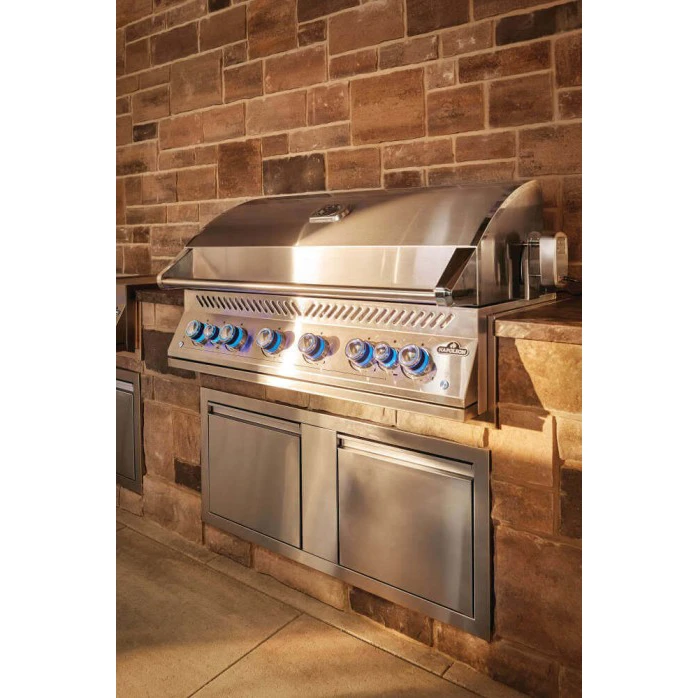 Napoleon Built-In 700 Series 44-Inch Gas Grill With Infrared Rear Burners - BIG44RB 9 Napoleon Built-In 700 Series 44-Inch Gas Grill With Infrared Rear Burners - BIG44RB - Image 7