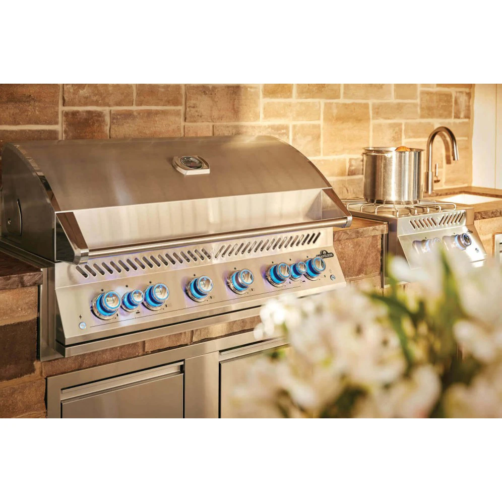 Napoleon Built-In 700 Series 44-Inch Gas Grill With Infrared Rear Burners - BIG44RB 10 Napoleon Built-In 700 Series 44-Inch Gas Grill With Infrared Rear Burners - BIG44RB - Image 8