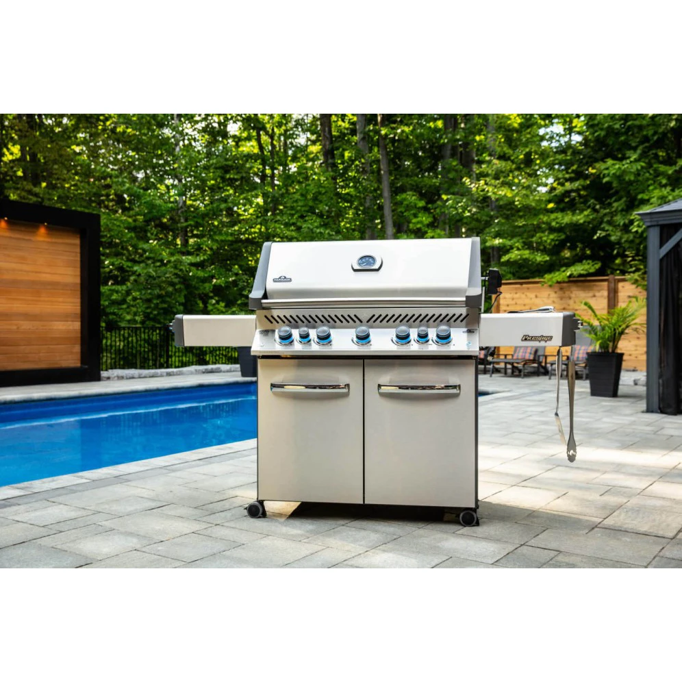 Napoleon Prestige 665 Gas Grill With Infrared Side & Rear Burners - P665RSIB 7 Napoleon Prestige 665 Gas Grill With Infrared Side & Rear Burners - P665RSIB - Image 5