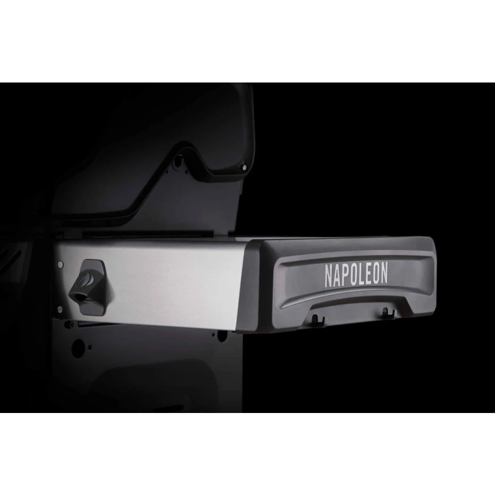 Napoleon Rogue SE 525 Gas Grill With Infrared Rear & Side Burners - RSE525RSIB 13 Napoleon Rogue SE 525 Gas Grill With Infrared Rear & Side Burners - RSE525RSIB - Image 11