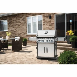 Napoleon Rogue SE 525 Gas Grill With Infrared Rear & Side Burners - RSE525RSIB 17 Napoleon Rogue SE 525 Gas Grill With Infrared Rear & Side Burners - RSE525RSIB -Outdoor Kitchen Shop NapoleonROGUESE525RSIB5