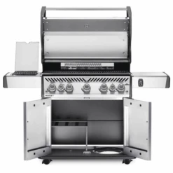 Napoleon Rogue SE 625 Gas Grill With Infrared Rear & Side Burners - RSE625RSIB 15 Napoleon Rogue SE 625 Gas Grill With Infrared Rear & Side Burners - RSE625RSIB -Outdoor Kitchen Shop NapoleonROGUESE625RSIB4