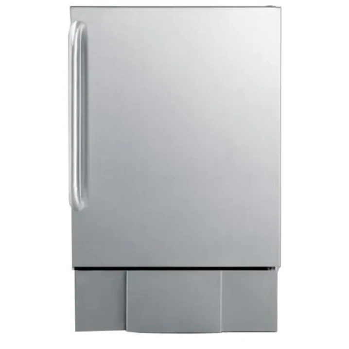 Summit Commercial 10 Lb. 15-Inch Outdoor/Indoor Clear Ice Maker 3 Summit Commercial 10 Lb. 15-Inch Outdoor/Indoor Clear Ice Maker