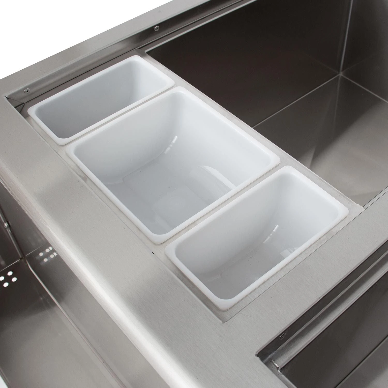 Blaze Beverage Center With Sink, Condiment Tray & Ice Bin Cooler (BLZ-30CKT-SNK) 8 Blaze Beverage Center With Sink, Condiment Tray & Ice Bin Cooler (BLZ-30CKT-SNK) - Image 6