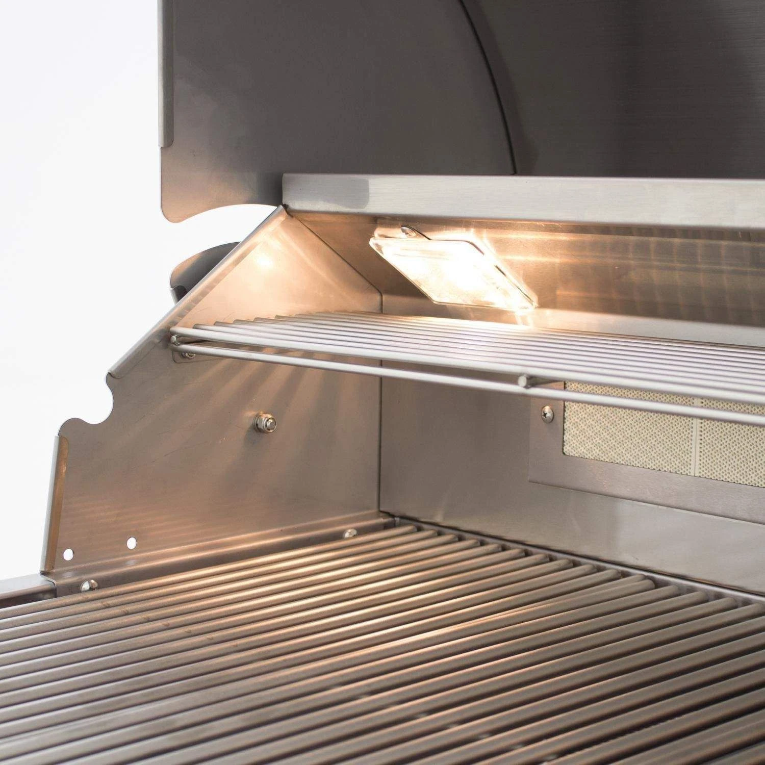 Blaze Premium LTE 32-Inch 4-Burner Freestanding Gas Grill With Rear Infrared Burner (BLZ-4LTE2-LP/NG + CART) 5 Blaze Premium LTE 32-Inch 4-Burner Freestanding Gas Grill With Rear Infrared Burner (BLZ-4LTE2-LP/NG + CART) - Image 3