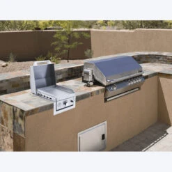 Le Griddle Wee 16-Inch Built-In/Countertop Gas Griddle - GFE40 13 Le Griddle Wee 16-Inch Built-In/Countertop Gas Griddle - GFE40 -Outdoor Kitchen Shop legriddleweelifestyle 49b2a32a e769 4c9b 8e71 7e4863de6f00