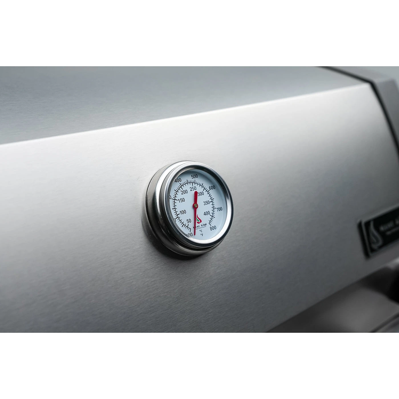 Mont Alpi 805 Deluxe BBQ Grill Island With 90 Degree Corner - MAi805-D90C 14 Mont Alpi 805 Deluxe BBQ Grill Island With 90 Degree Corner - MAi805-D90C - Image 12