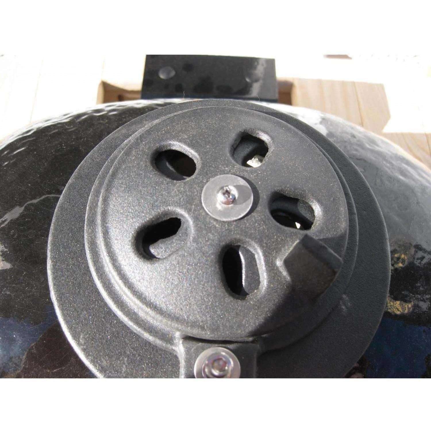 Primo Oval Large 300 Ceramic Kamado Grill 6 Primo Oval Large 300 Ceramic Kamado Grill - Image 4